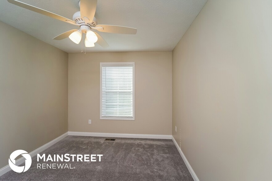 Building Photo - 11924 Washington Green Rd