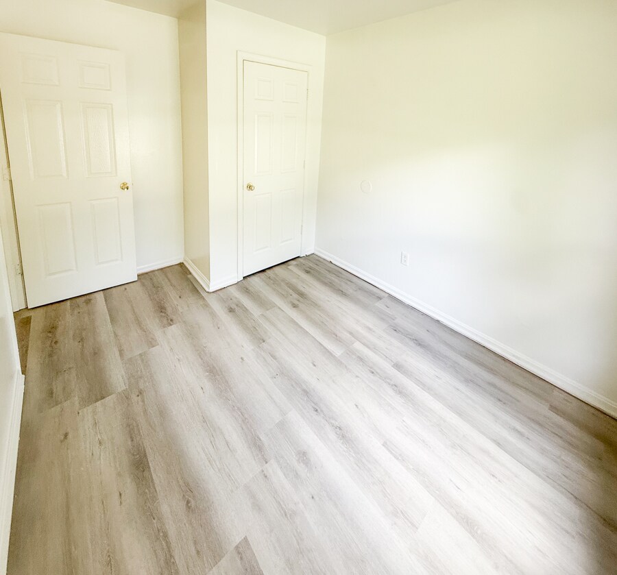 Building Photo - 496 Lancaster Creek Dr