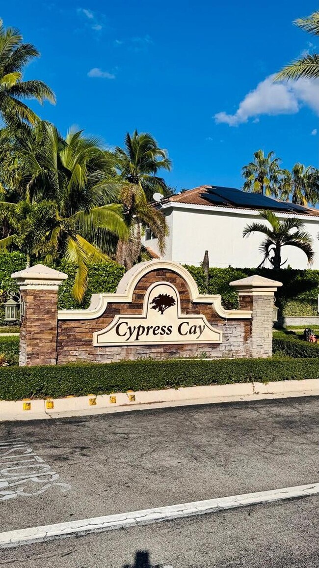 Building Photo - 7607 NW 70th Way