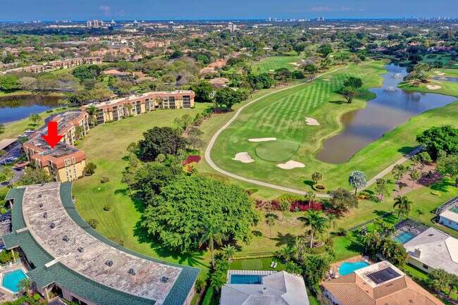 Building Photo - 5390 Woodland Lakes Dr