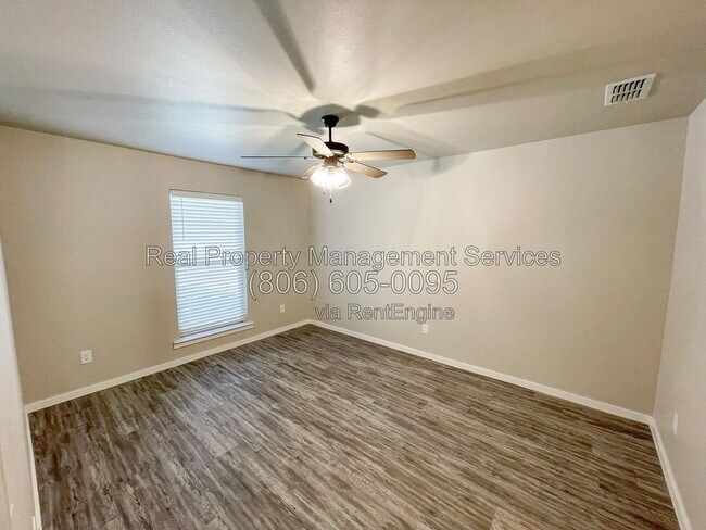Building Photo - 2103 N Avenue J