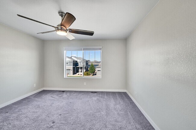 Building Photo - $3,190.95 - 5 Bed, 3 Bath Home in Thornton with Cozy Fireplace and Fenced-in Yard