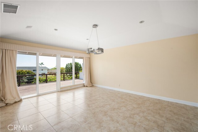 Building Photo - 2815 Blue Water Dr