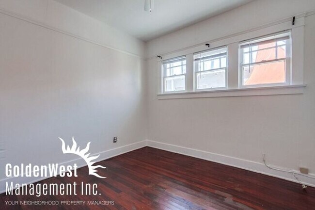 Building Photo - Charming 3Bdm 2Ba Home in the Normal Heights Community!