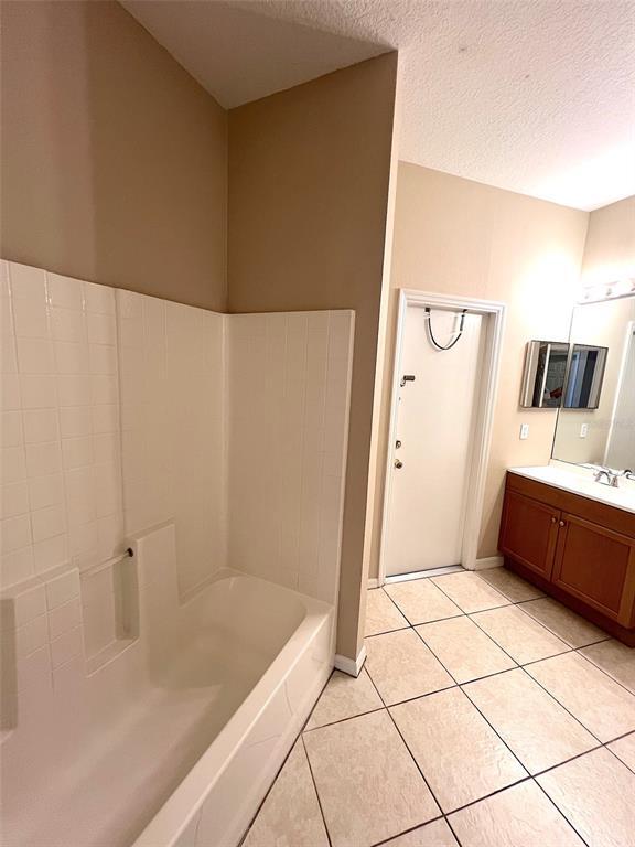 Building Photo - 36 Ripplewood Ln