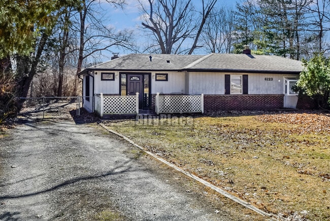 Building Photo - 6123 E 14th St