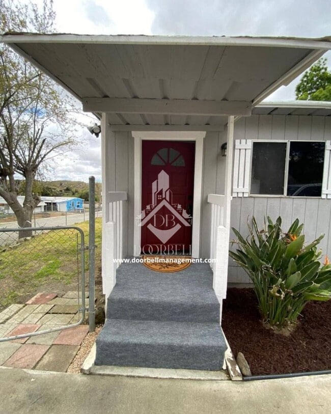Primary Photo - 21633 Monument Dr