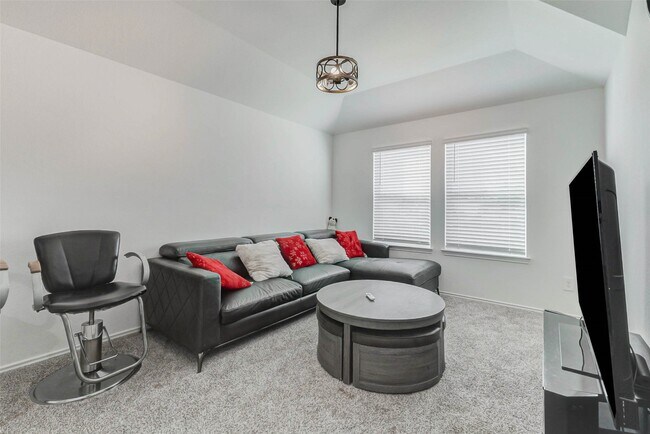 Building Photo - 5122 Sequoia Hts Ln