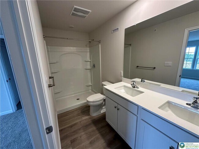 Building Photo - 1264 Susan Cir