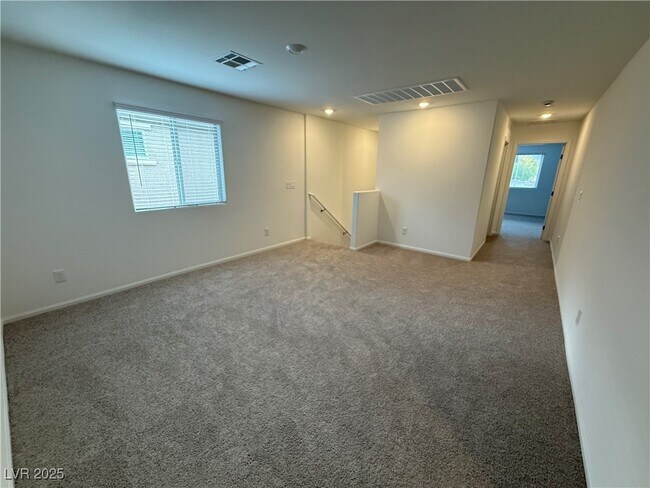 Building Photo - 5943 Swift Lariat St