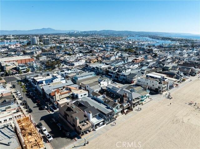 Building Photo - 3012 W Oceanfront