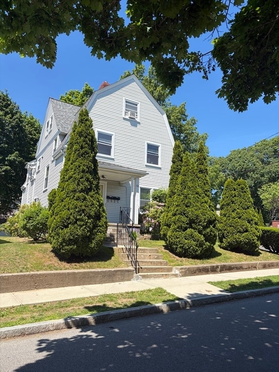 Building Photo - 63 Montclair Ave