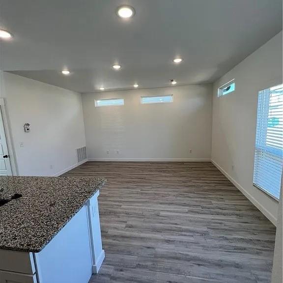 Building Photo - 1040 Boardwalk Ave