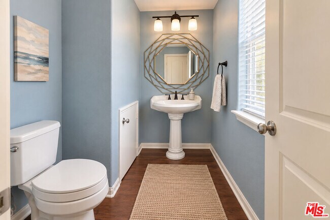 Building Photo - 780 Tennis Club Ln