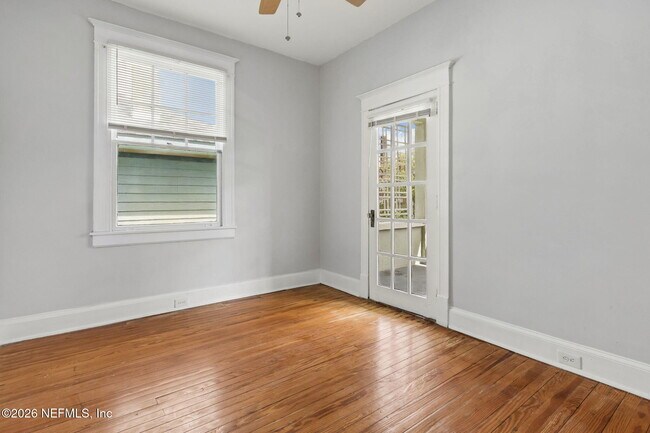 Building Photo - 2527 Forbes St