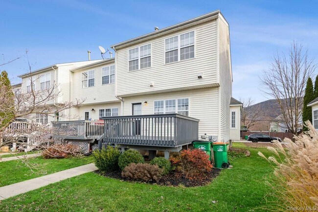 Building Photo - 52 Schenck Ave