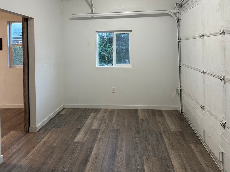 Building Photo - 1505 N 20th St