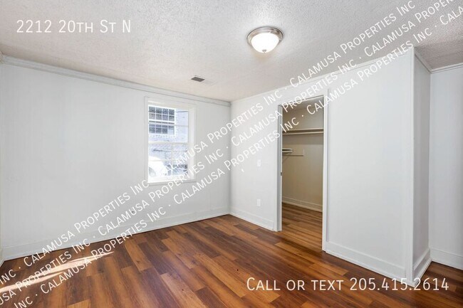 Building Photo - 2212 20th St N