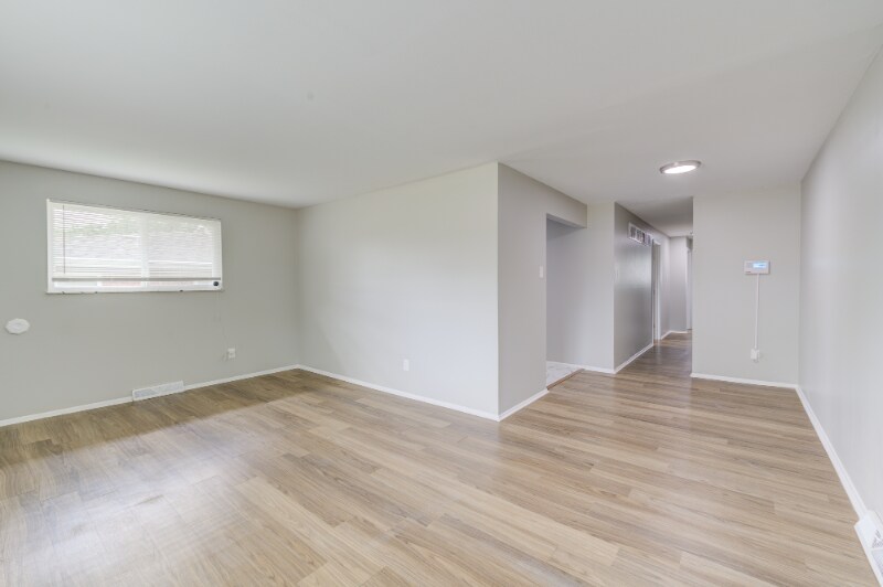 Building Photo - 4063 Esseldale Dr