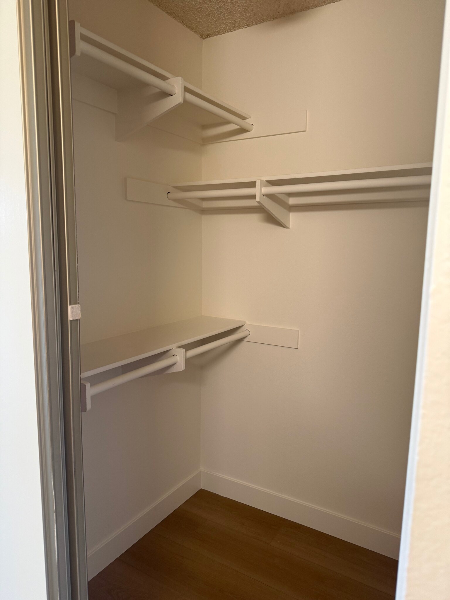 Building Photo - 4055 Porte La Paz