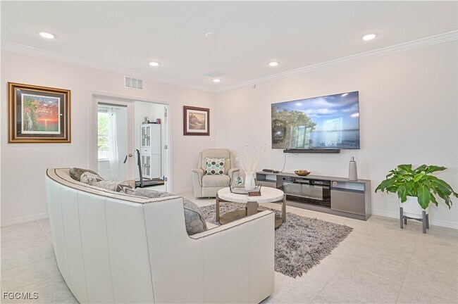 Building Photo - 8948 Cascade Price Cir