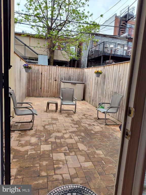 Building Photo - 1223 Wylie St NE