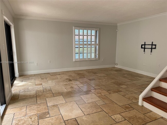 Building Photo - 4702 SW 67th Ave