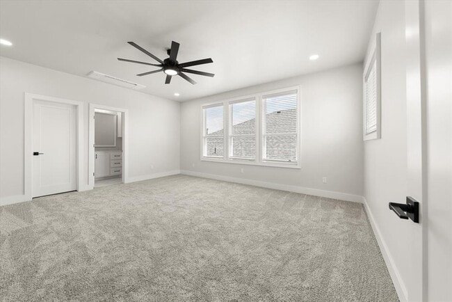 Building Photo - 7213 NW 154th St