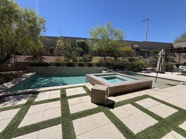 Building Photo - 81 Navarra Canyon Ct