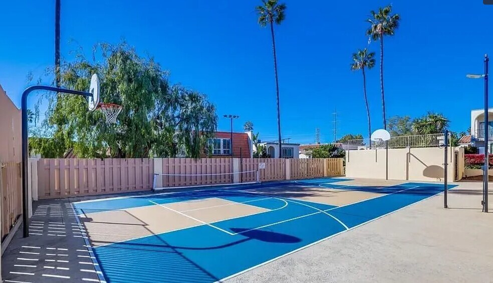 Building Photo - 4030 Mount Acadia Blvd