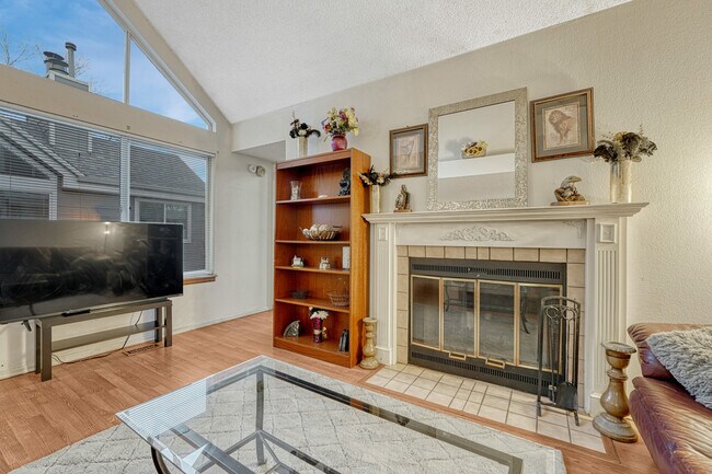 Building Photo - 12404 E Tennessee Cir