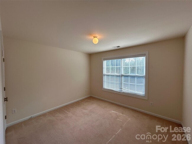 Building Photo - 16110 Cloverleaf Ct