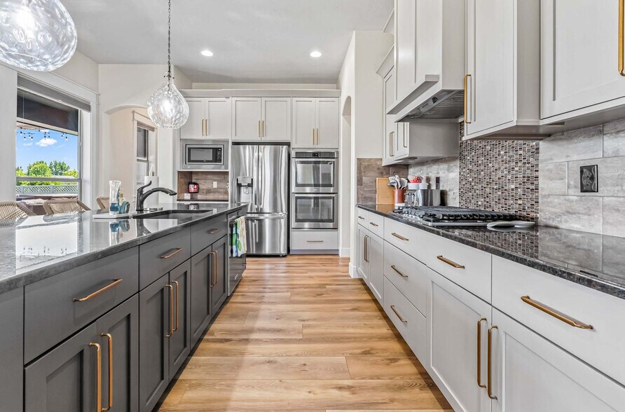 Building Photo - 2933 W Tubac Dr