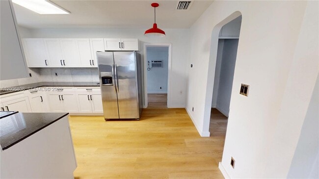 Building Photo - 2211 Cleveland St