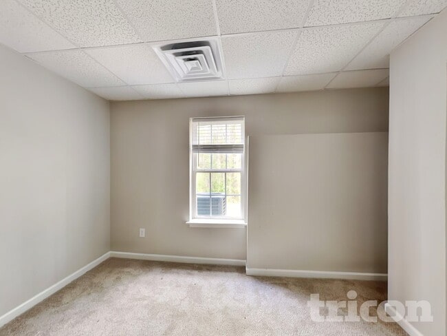 Building Photo - 1170 Augusta Woods Dr