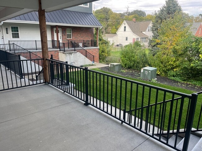 Building Photo - New Construction, 2 bed, 3 bath Row Home, ...