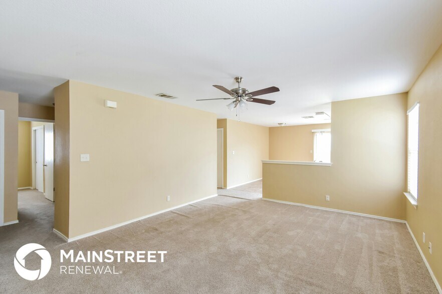 Building Photo - 4846 Dahlia Terrace