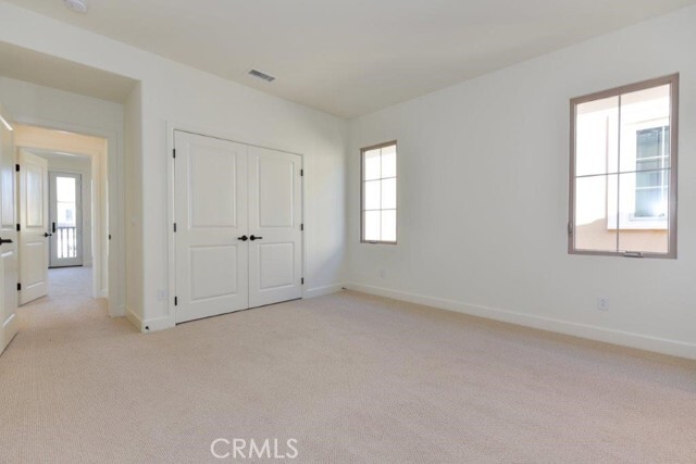 Building Photo - 8 Last Bloom