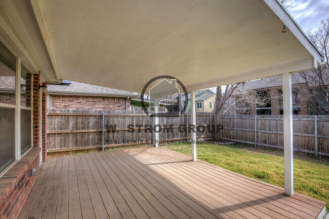 Building Photo - 8821 Highland Orchard Dr