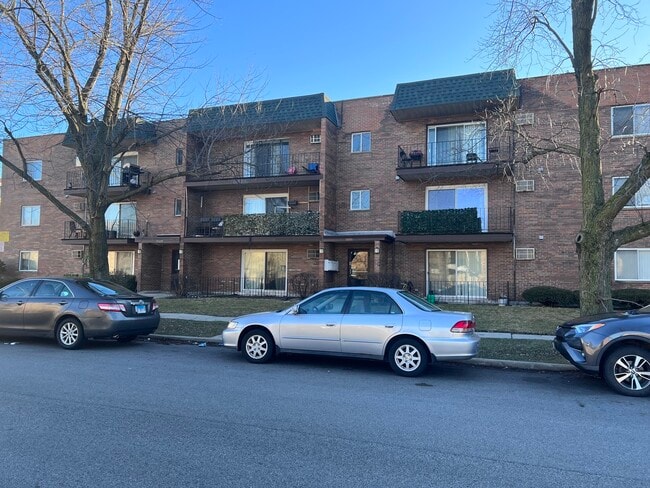 Primary Photo - 10611 Parkside Ave