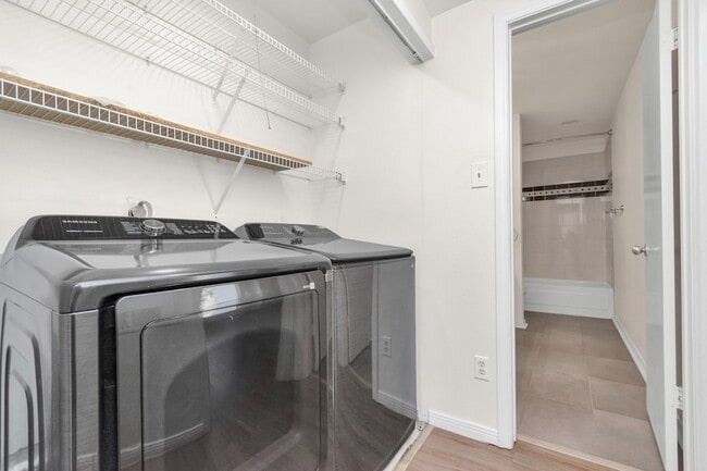 Building Photo - 4144 Greystone Way