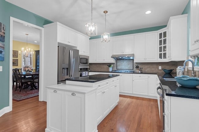 Building Photo - 4783 Stono Links Dr