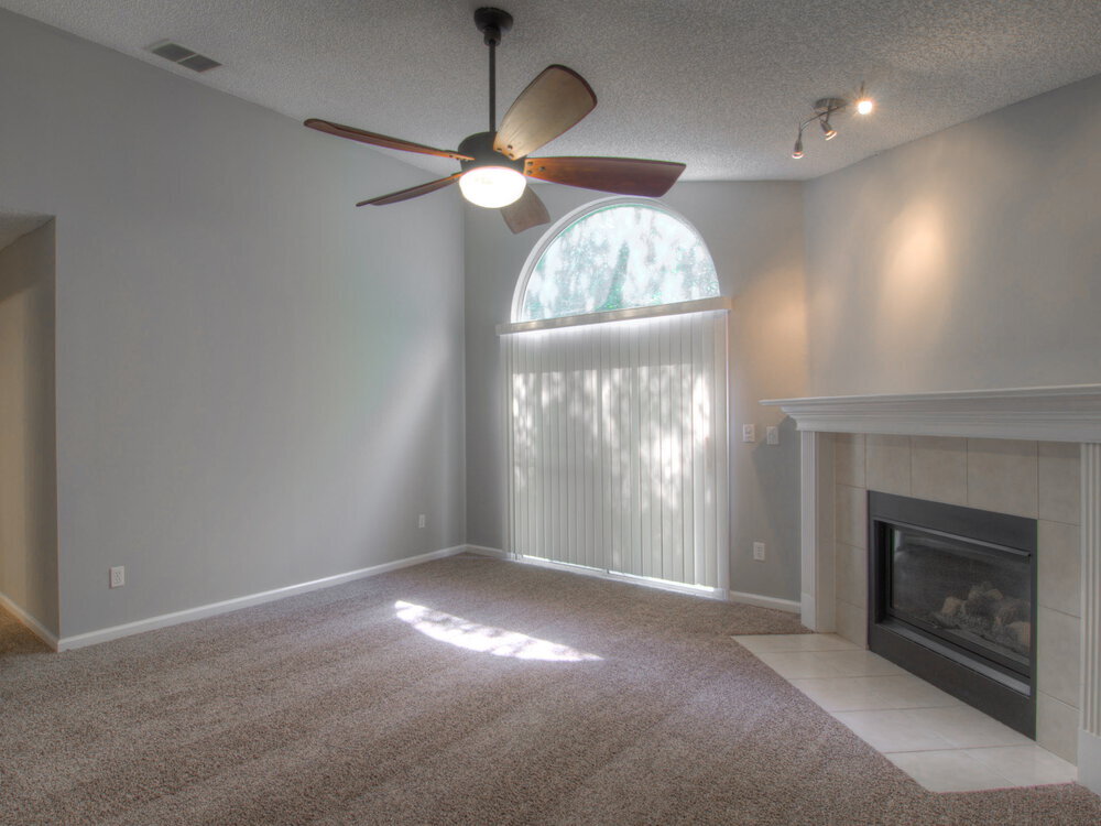 Building Photo - 12630 Richfield Blvd