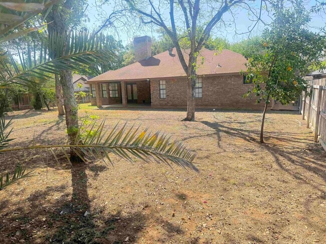 Building Photo - 1504 Nelson Ct