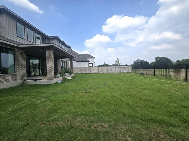 Building Photo - 124 Ribera Dr
