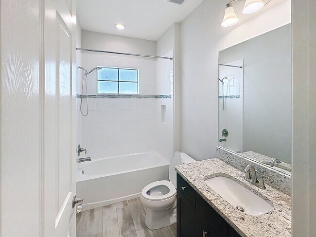 Building Photo - 11220 Fish Eagle Dr