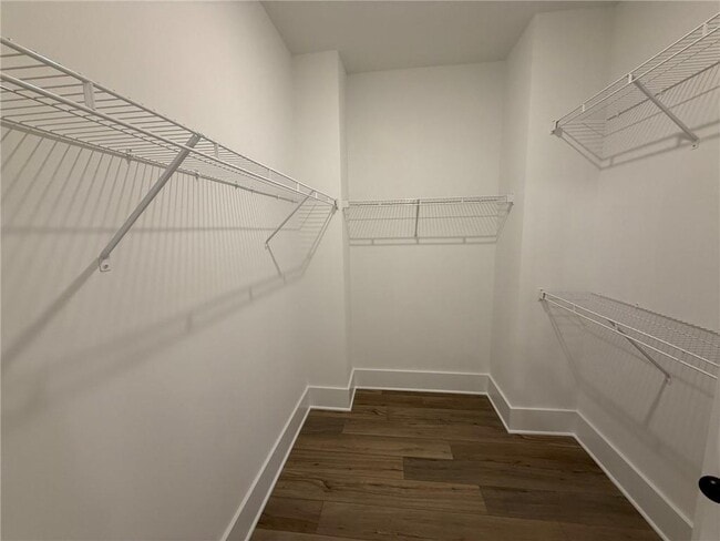Building Photo - 1702 Gunnin Trce NW