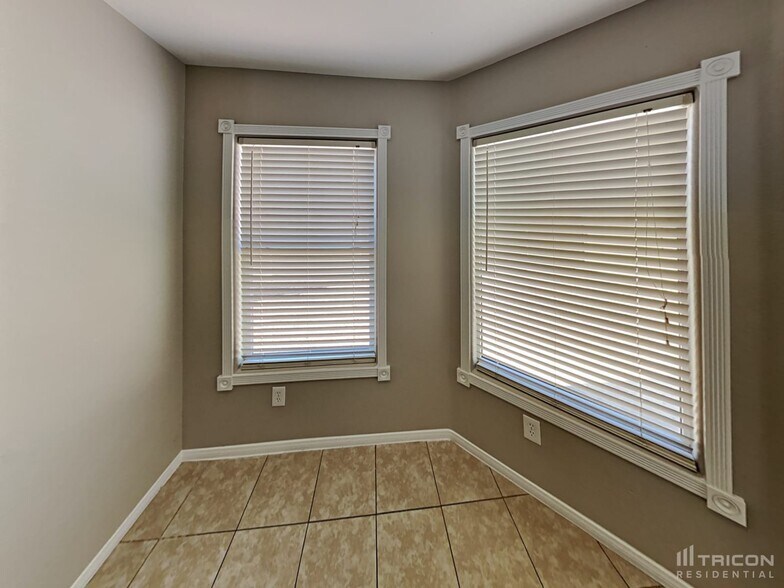 Building Photo - 2741 Mossy Oaks Ln