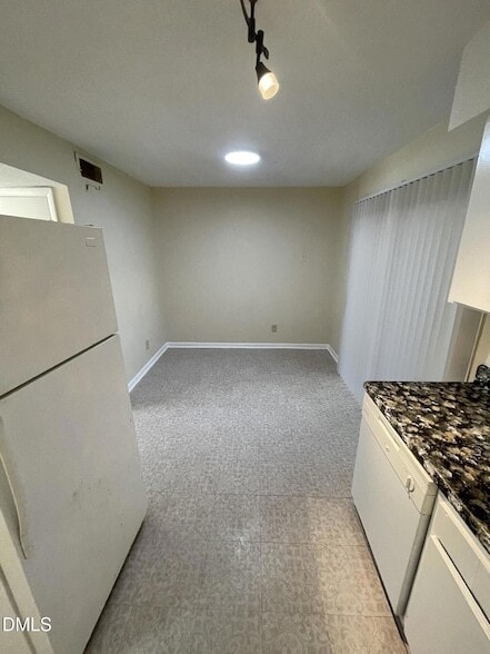 Building Photo - 120 Byrum St