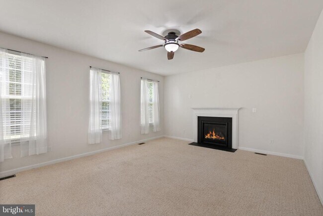 Building Photo - 45 Colemans Mill Dr